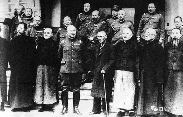 抗战时期华北头号汉奸殷汝耕,他的族人后裔在台湾省"继承祖业"