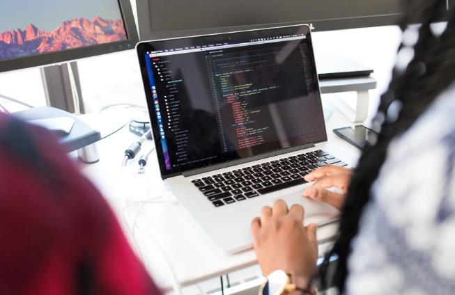 旗天科技董秘戴勇斌辞职 曾任大智慧,华丽家族董秘