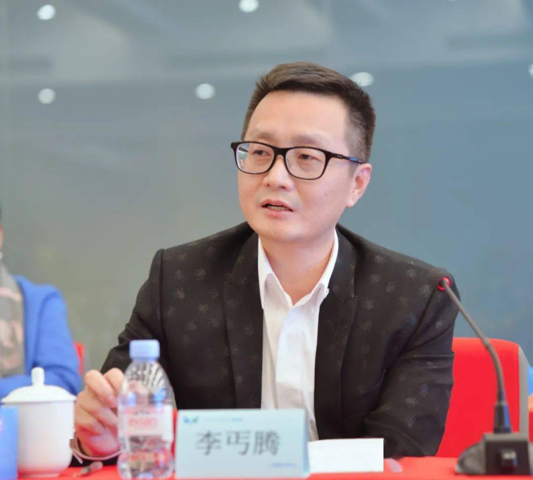 温州新首富诞生了,公司上市6年不套现,靠分红拿了30多亿现金