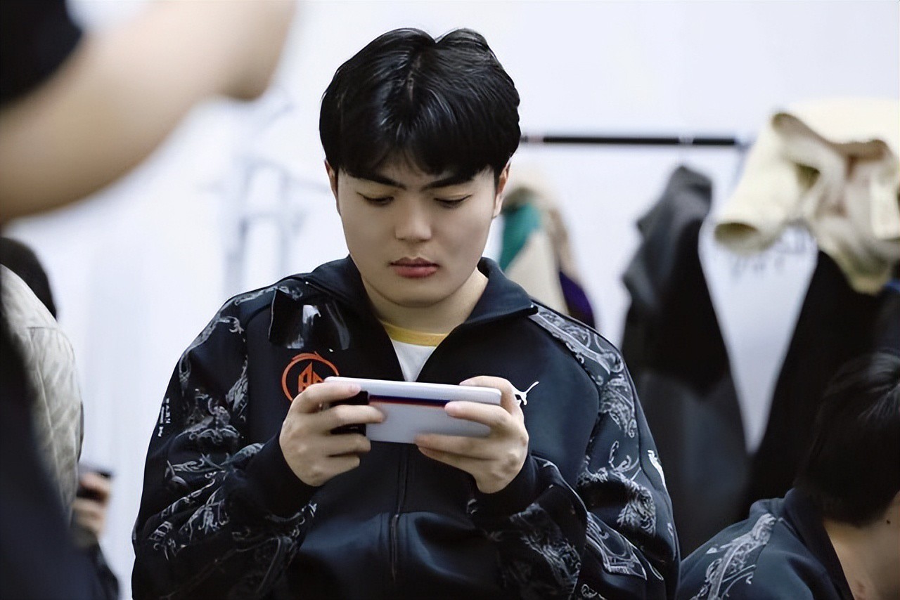 ag训练赛一诺终于c起来了!初晨离队早晚的事,汤汤成功上位