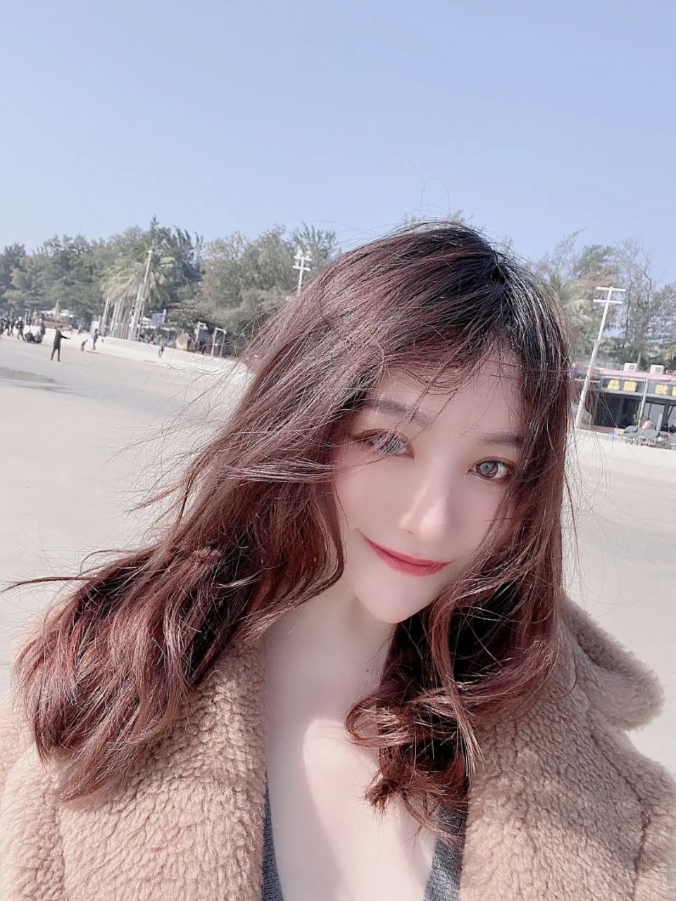 沈腾姐姐沈娜颜值曝光,中国三大女高音之一,管沈腾叫"沈叔叔"