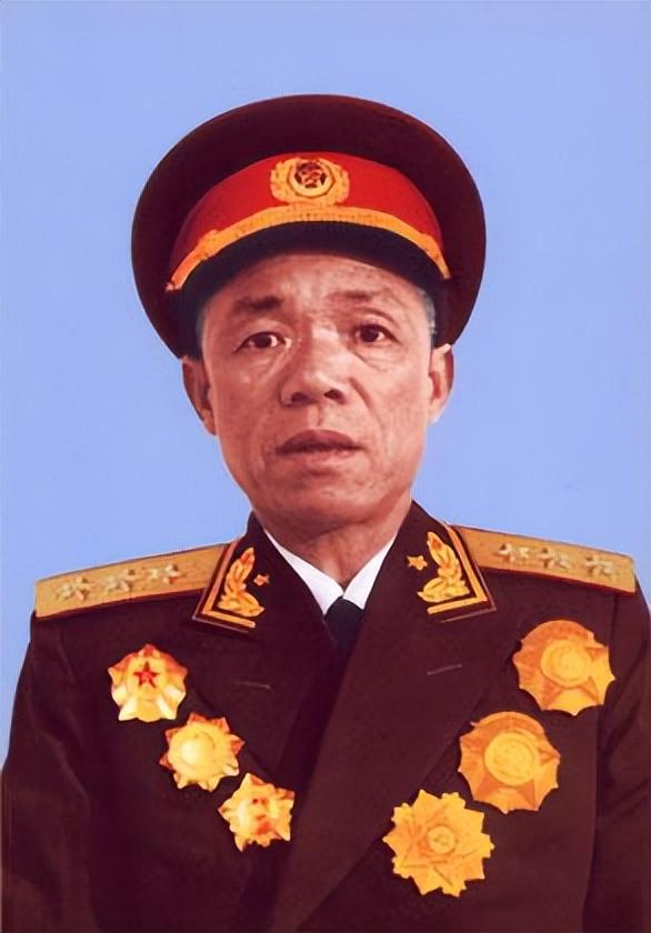 回顾美国选出朝鲜战争8大名将麦克阿瑟第四彭老总第二谁第一