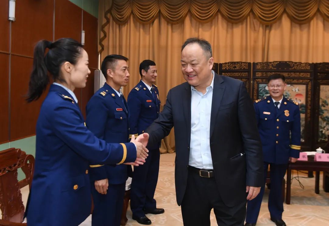 "时代楷模"九江市消防救援支队先进事迹报告会在新余举行