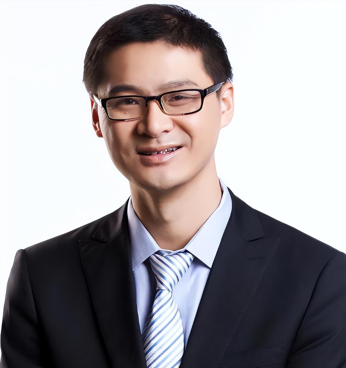 盘点从俞敏洪手里出走的4位大佬,罗翔最让人意外,罗永浩混最差