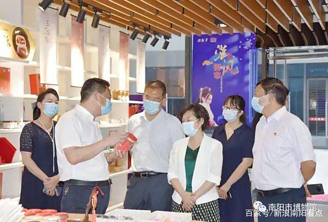 陈英杰=陈英杰年轻照片