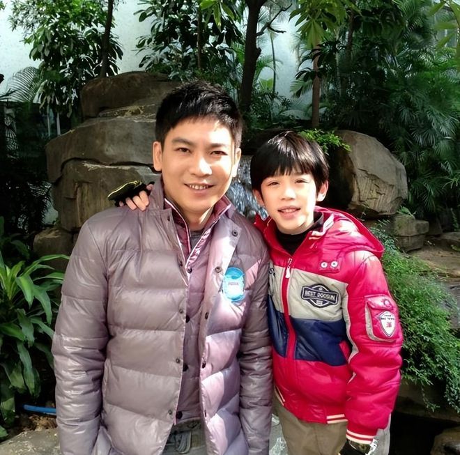 "康保罗"谢恩留学四年,康枝子和康天佑也被换角,仅剩康天庥了