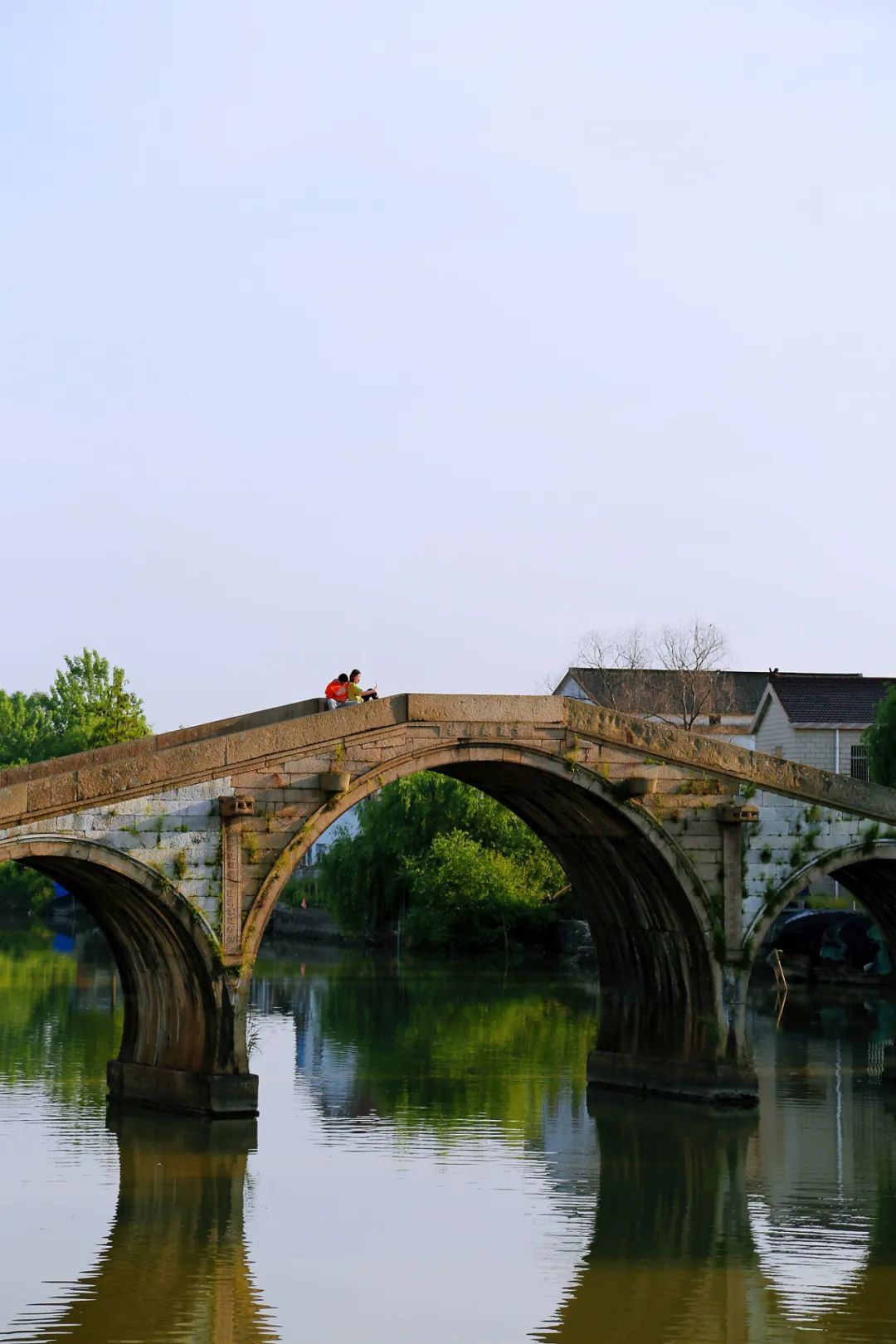 承载了当地几代人的回忆.悠长的岁月,在宜兴徐舍鲸塘老街