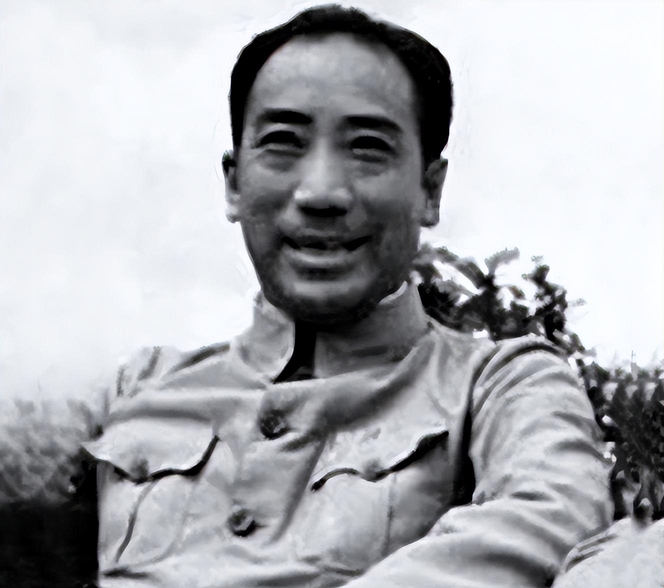 来到重庆之后,唐生明来到戴笠府上做客,戴笠也没卖关子,直接向他说明