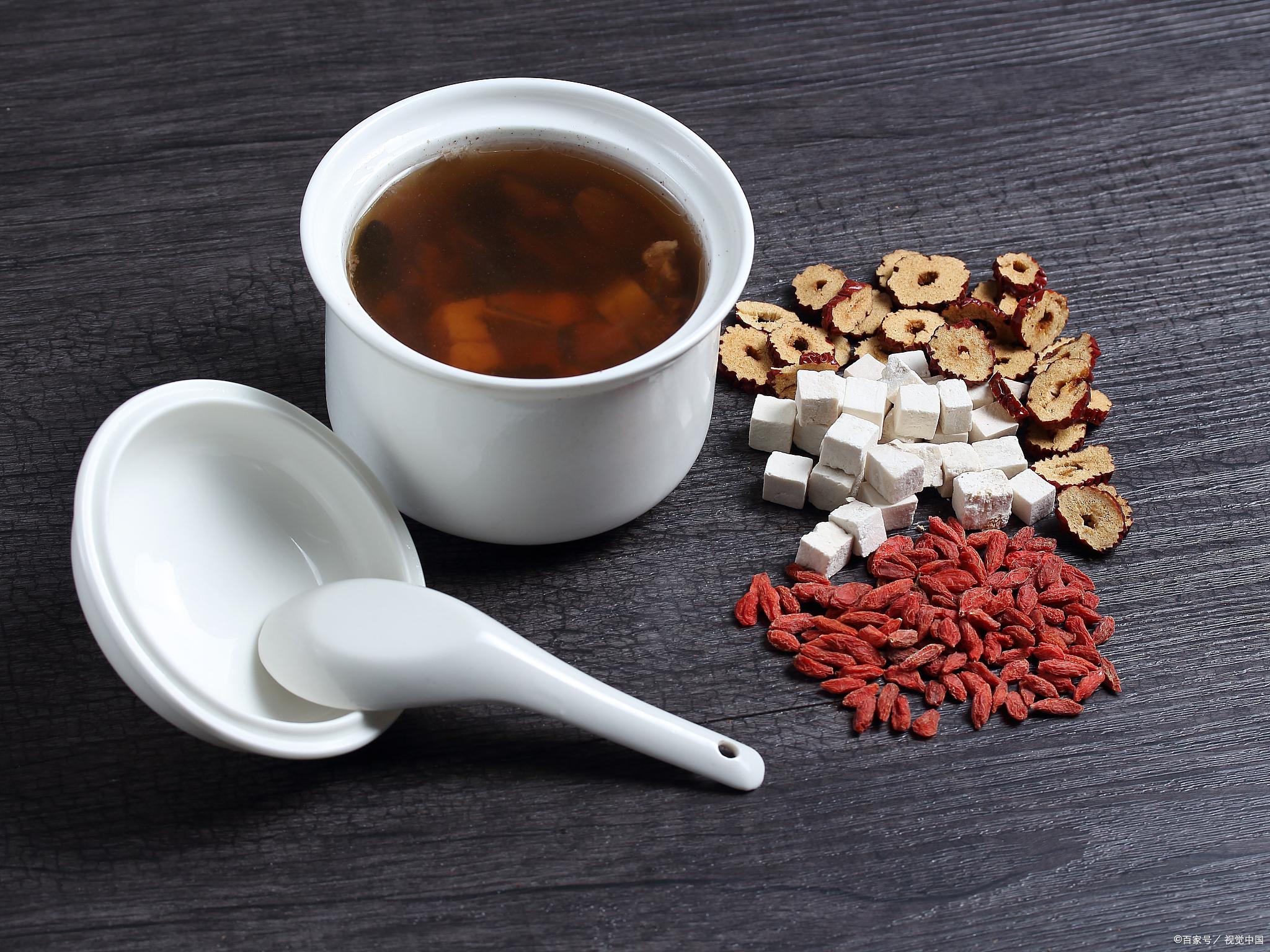 纯中药汤剂熄风止颤汤的组成配方及功效分析