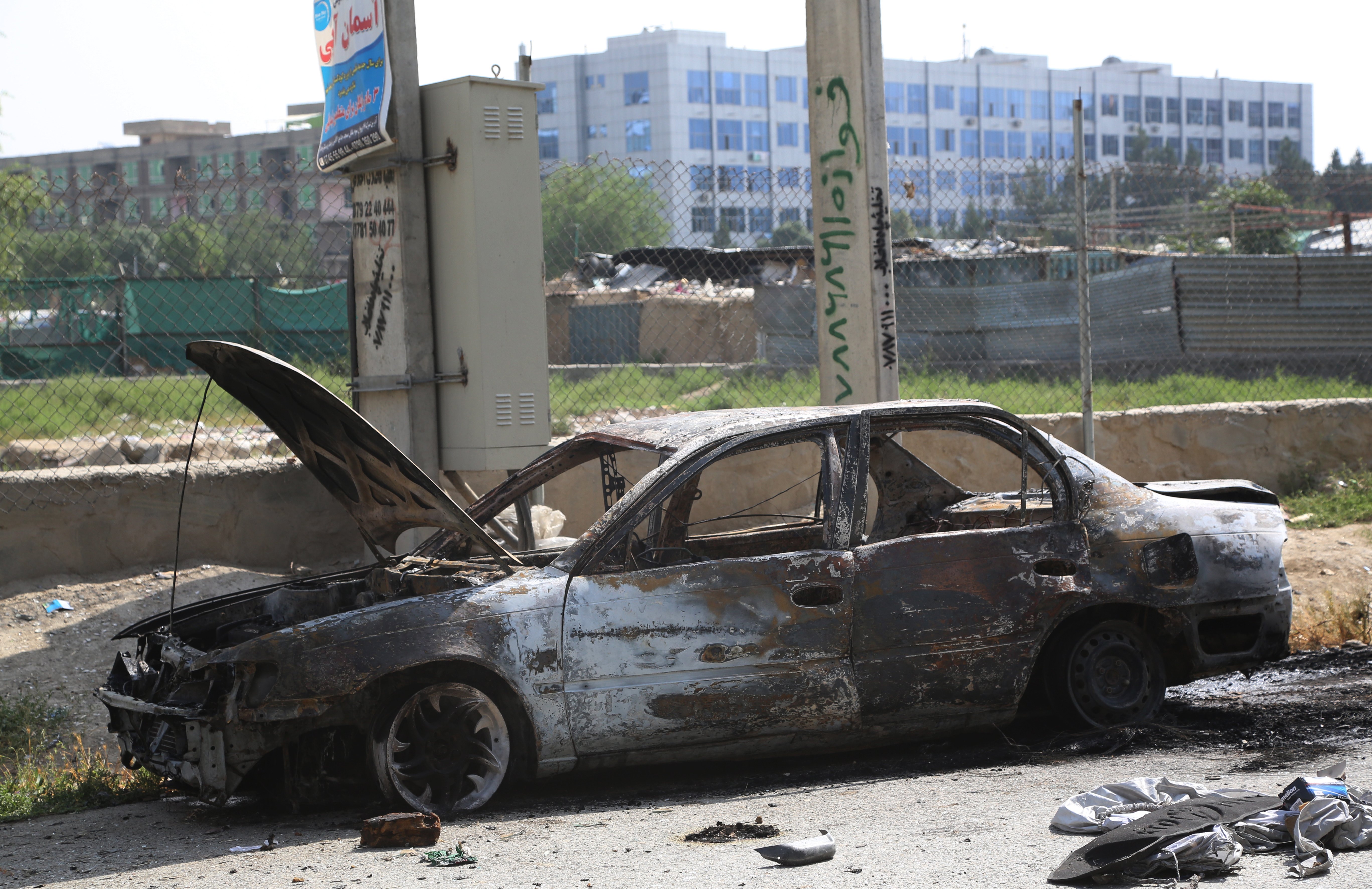 阿富汗总统府附近遭火箭弹袭击