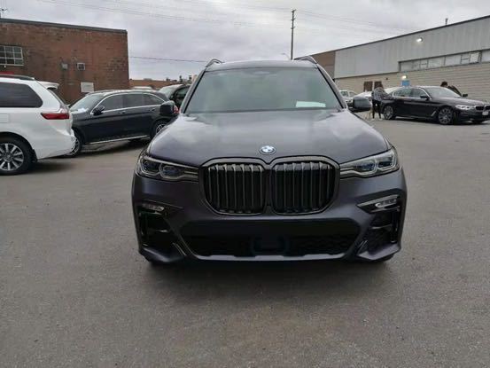 21款加版宝马x7哑光灰/蓝黑双拼暗影版