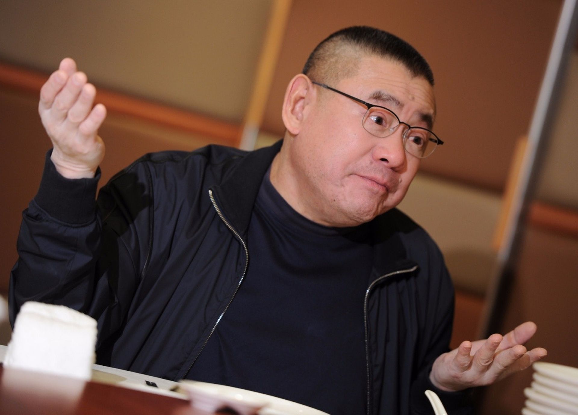 14k洪汉义亲弟"洪汉文":获财团"大d会"支持,入股恒大汽车