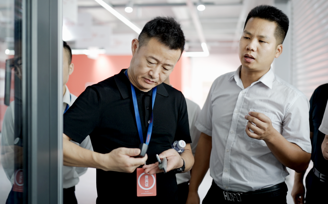 皇派门窗董事长朱福庆一行来访hopo好博窗控集团