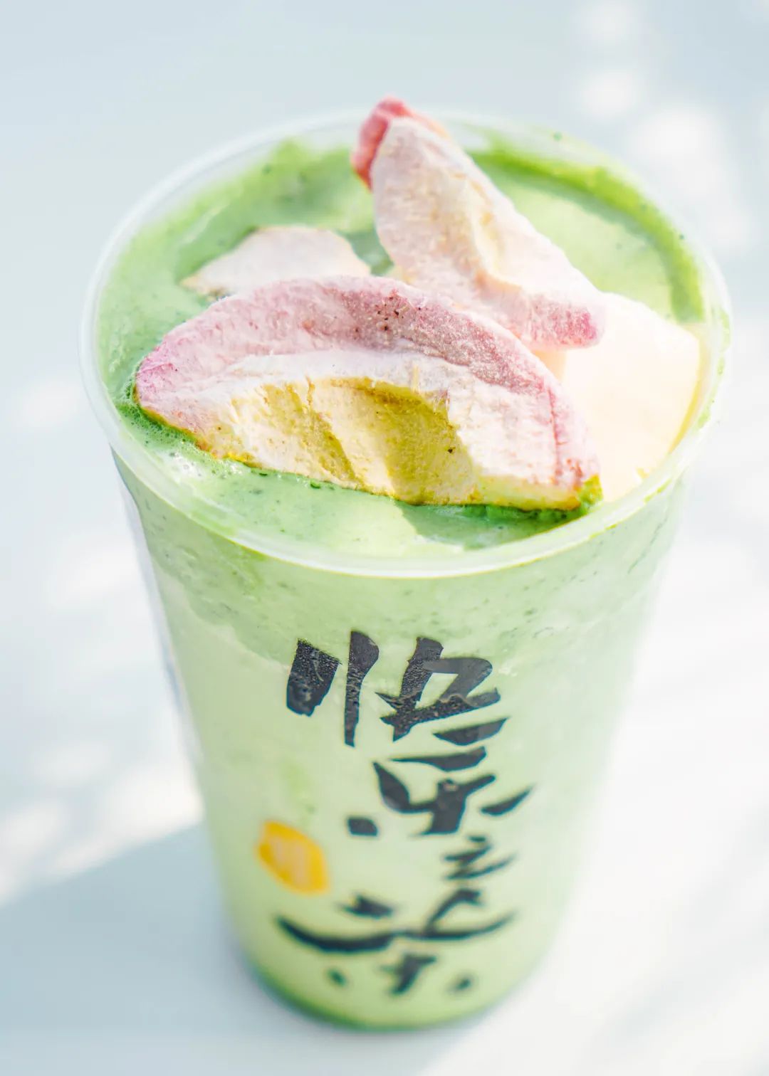 奶砖微微融化的时候绝了奶香和抹茶混合在一起 细滑又香甜