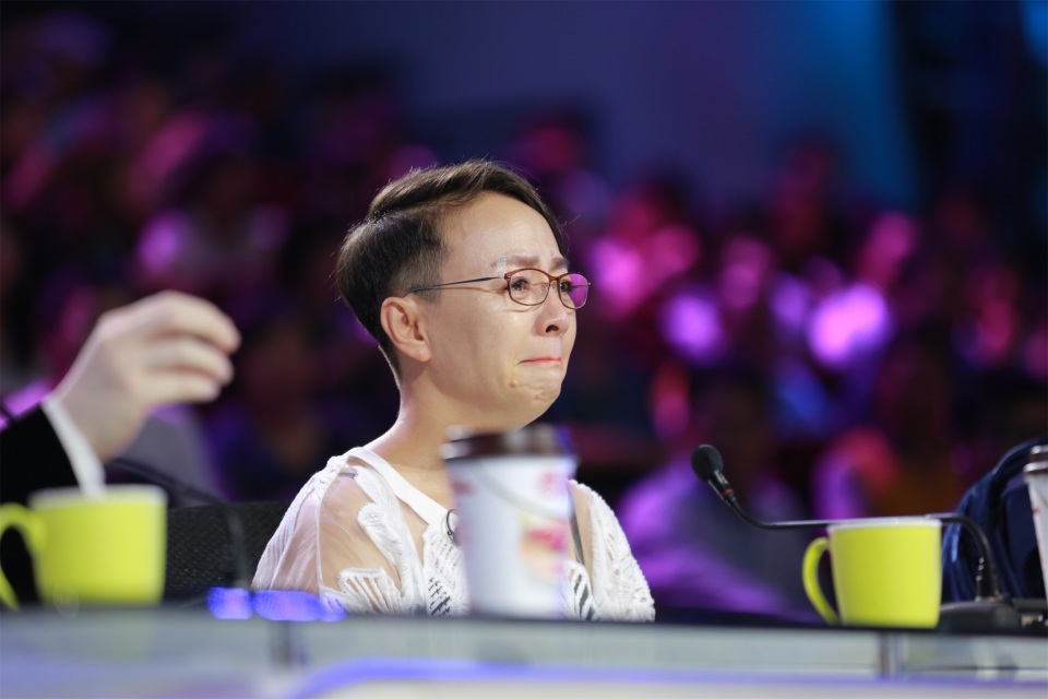 喜剧女神宋丹丹,英达袁钢谁是她真爱?如今家庭温馨而幸福