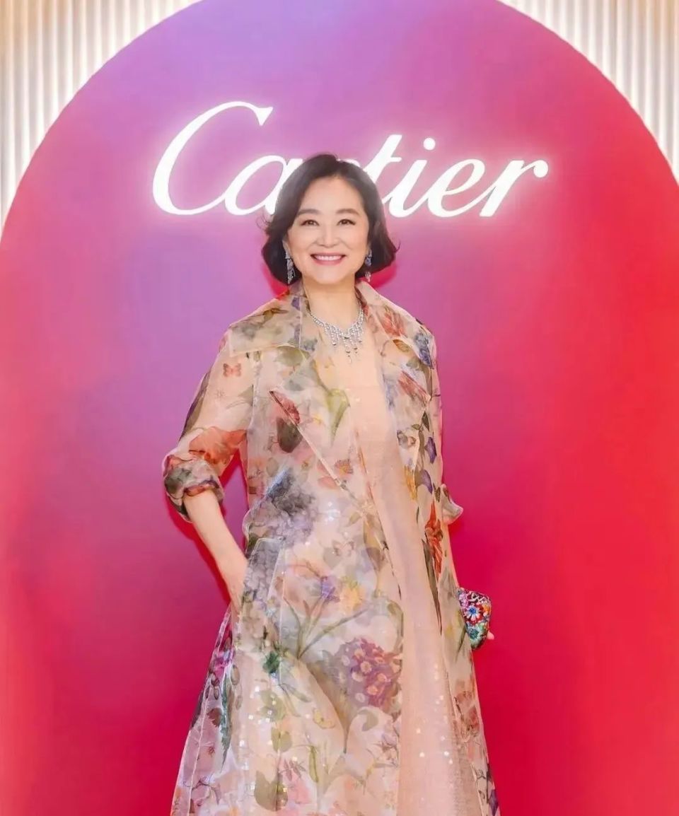 董卿,杨绛,林青霞:读书,是女人对抗岁月最好的良药