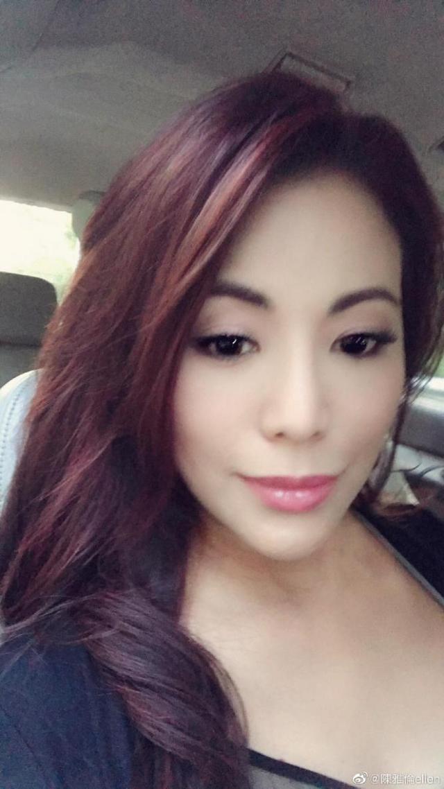 钟楚红接班人:靠拍三级片出名,插足他人恋情,54岁仍未结婚
