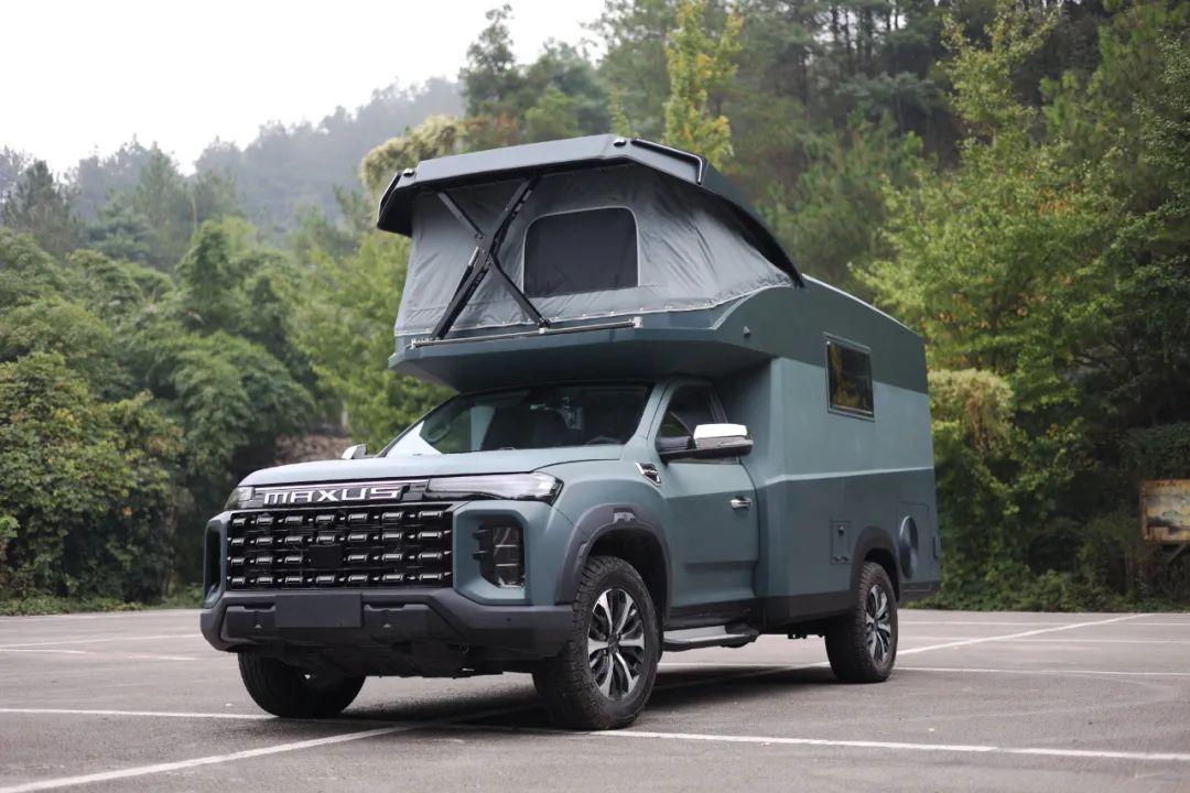 车高仅2米48!脑门搭帐篷 机甲风,黔力游侠01这款四驱房车挺特别