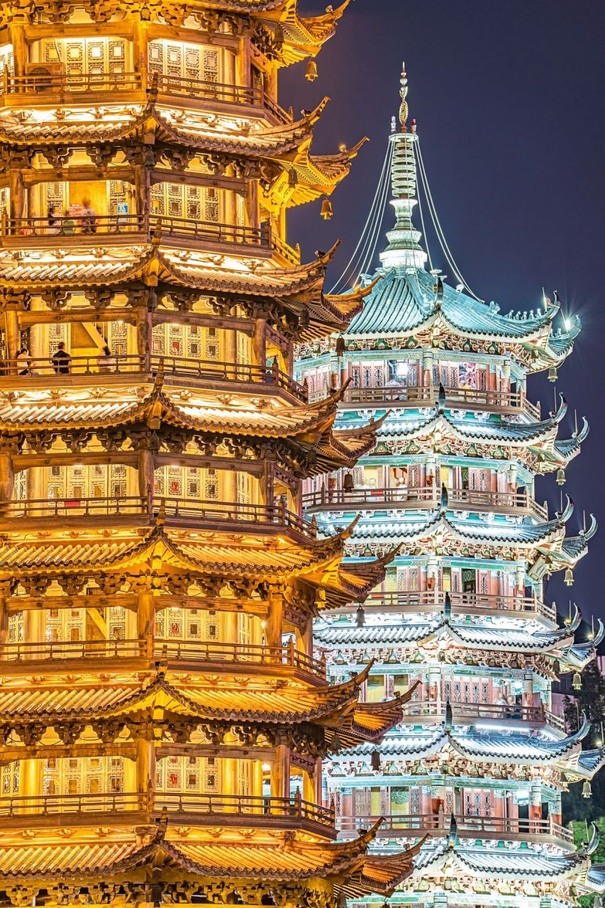 我镜头里的广西桂林日月双塔! 附带几张穿山穿北亭的风景!