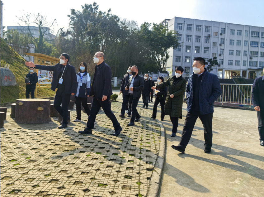 四川省委宣传部调研宜宾市叙州区南广镇乡村"复兴少年宫"工作