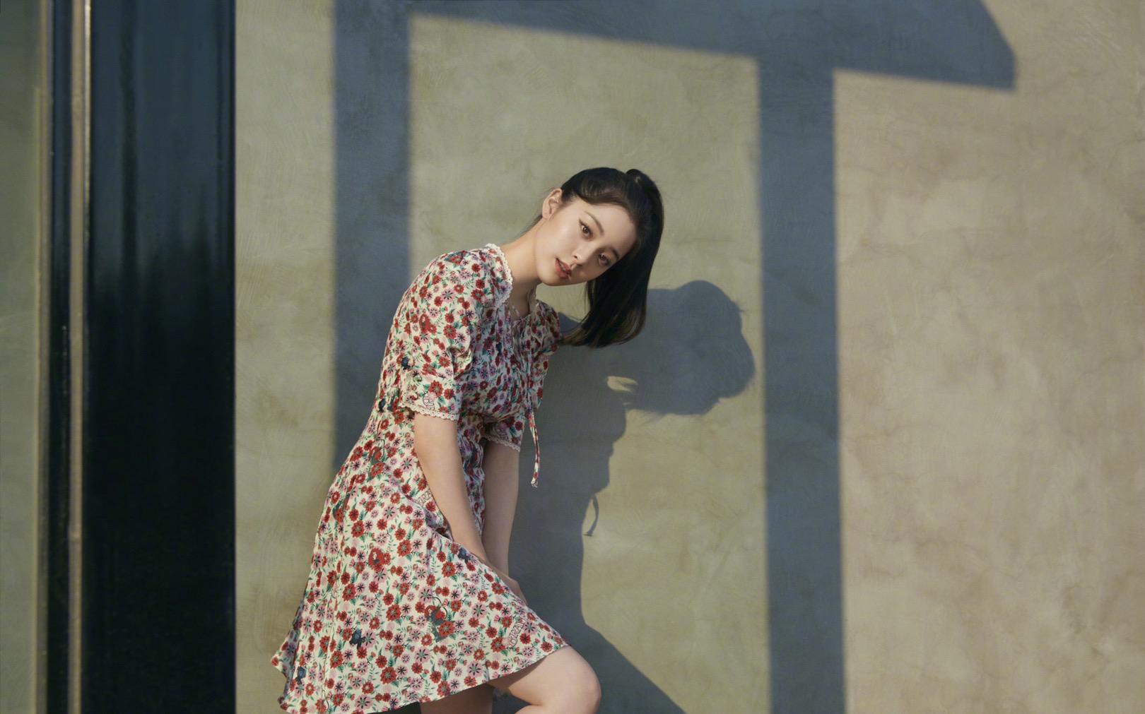 土味"鹿小葵",是如何进化成"人间富贵花"的?