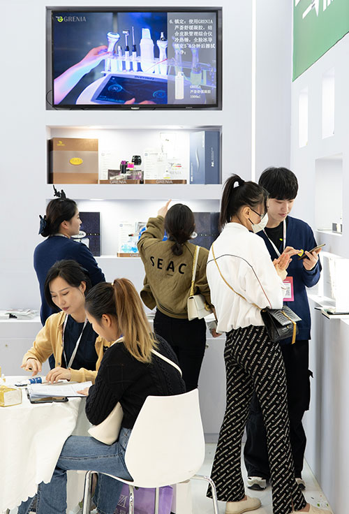 直击郑州美博会现场│安徽歌锐娜生物科技有限公司惊艳亮相