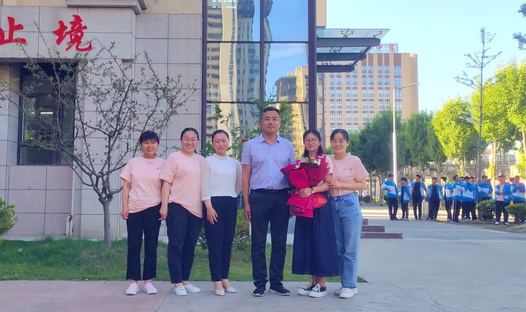 山东省金乡第一中学教师王稳稳:爱,就是教育的全部