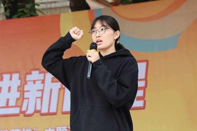 重庆市沙坪坝区育英小学主题运动会隆重举行