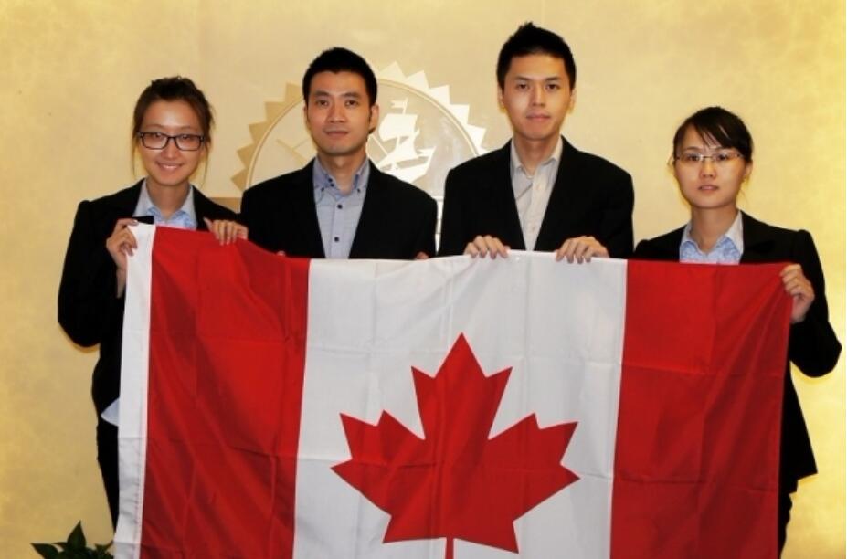 为何很多中国人喜欢移民加拿大呢?