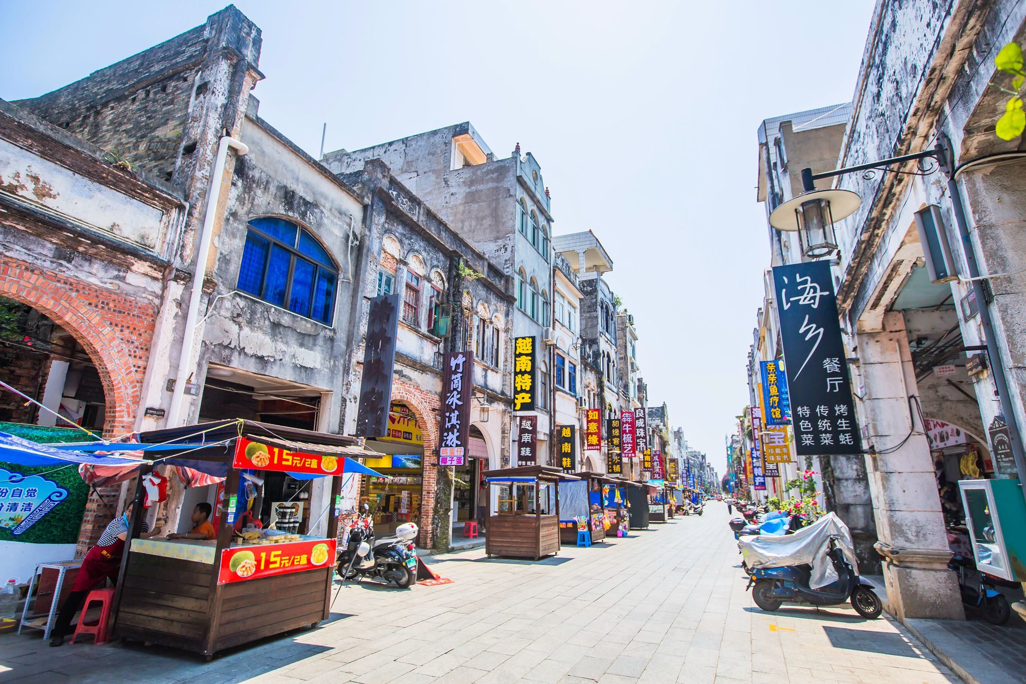 广西北海老街,有"近现代建筑年鉴"的美誉,藏着独特的城市记忆