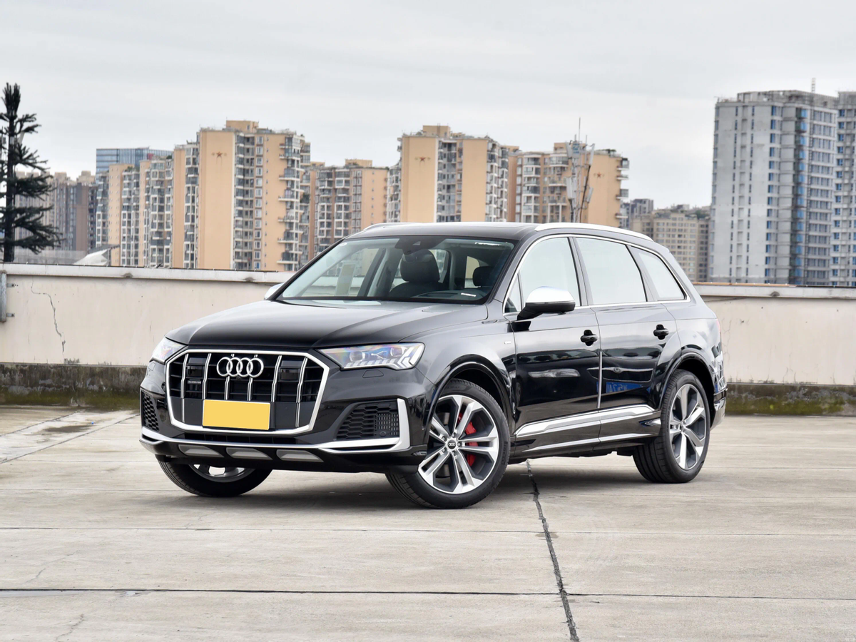 豪华中大型suv,动力强,底盘稳,全系带四驱,解读奥迪q7