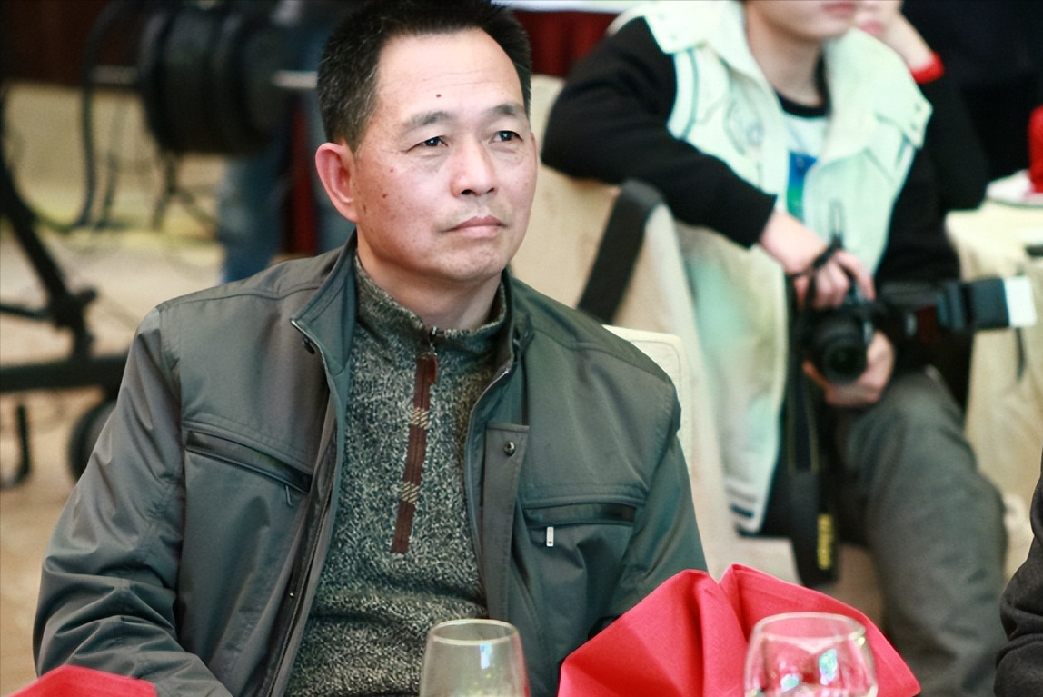 德庄火锅李德建,火锅界的"扛把子",17年开出600多家火锅店!