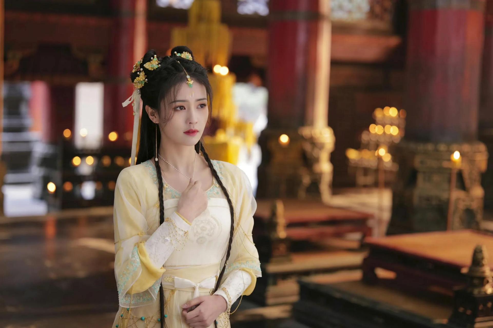 白鹿的古装太美了,你觉得哪套最好看呢?