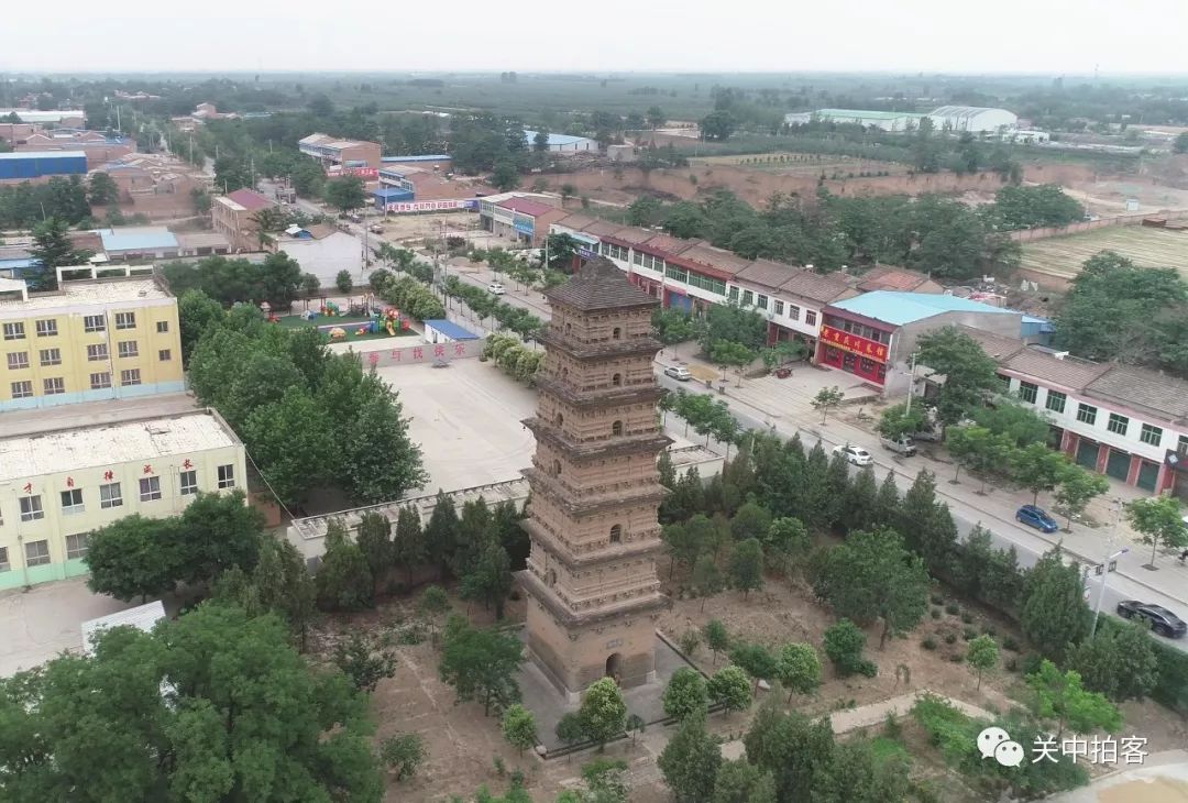 礼泉烽火镇:航拍薄太后塔(香积寺塔)