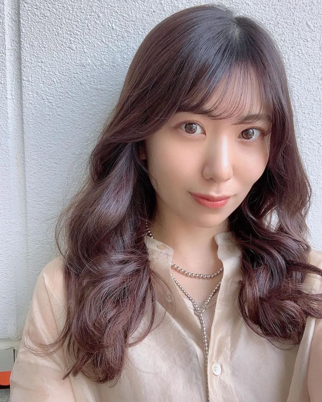 浑身散发知性气息的女主播—山岸逢花