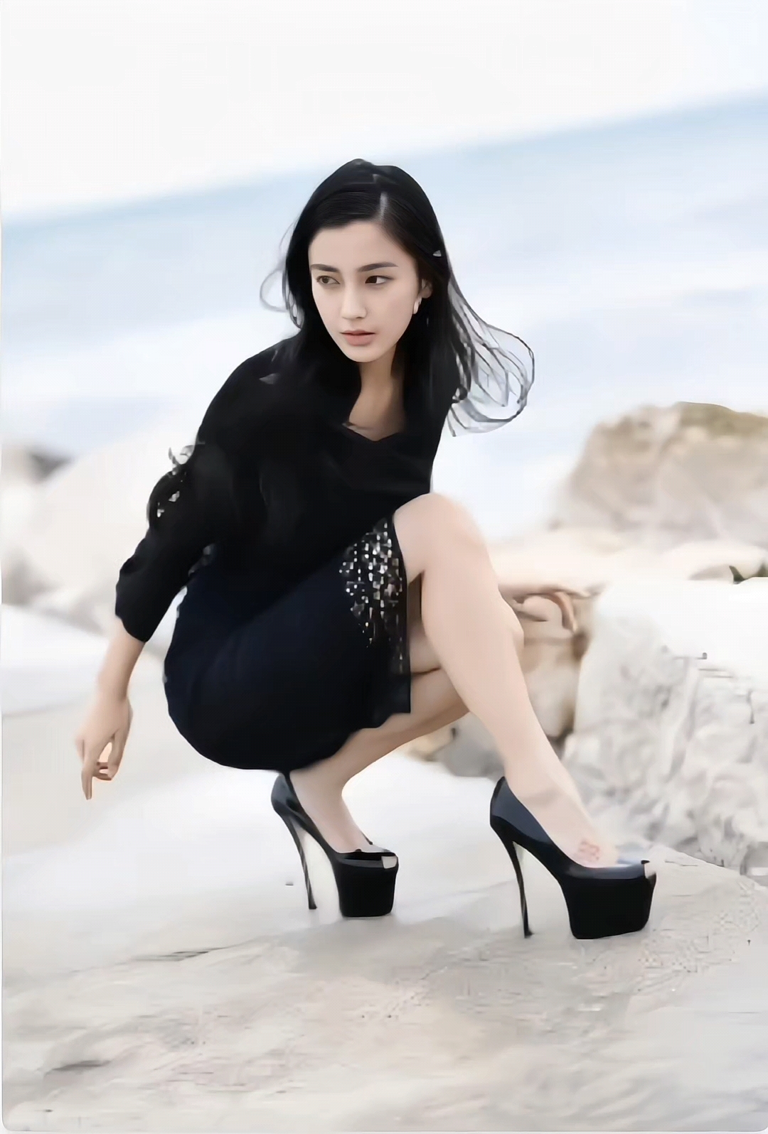 杨颖海滩秀恨天高