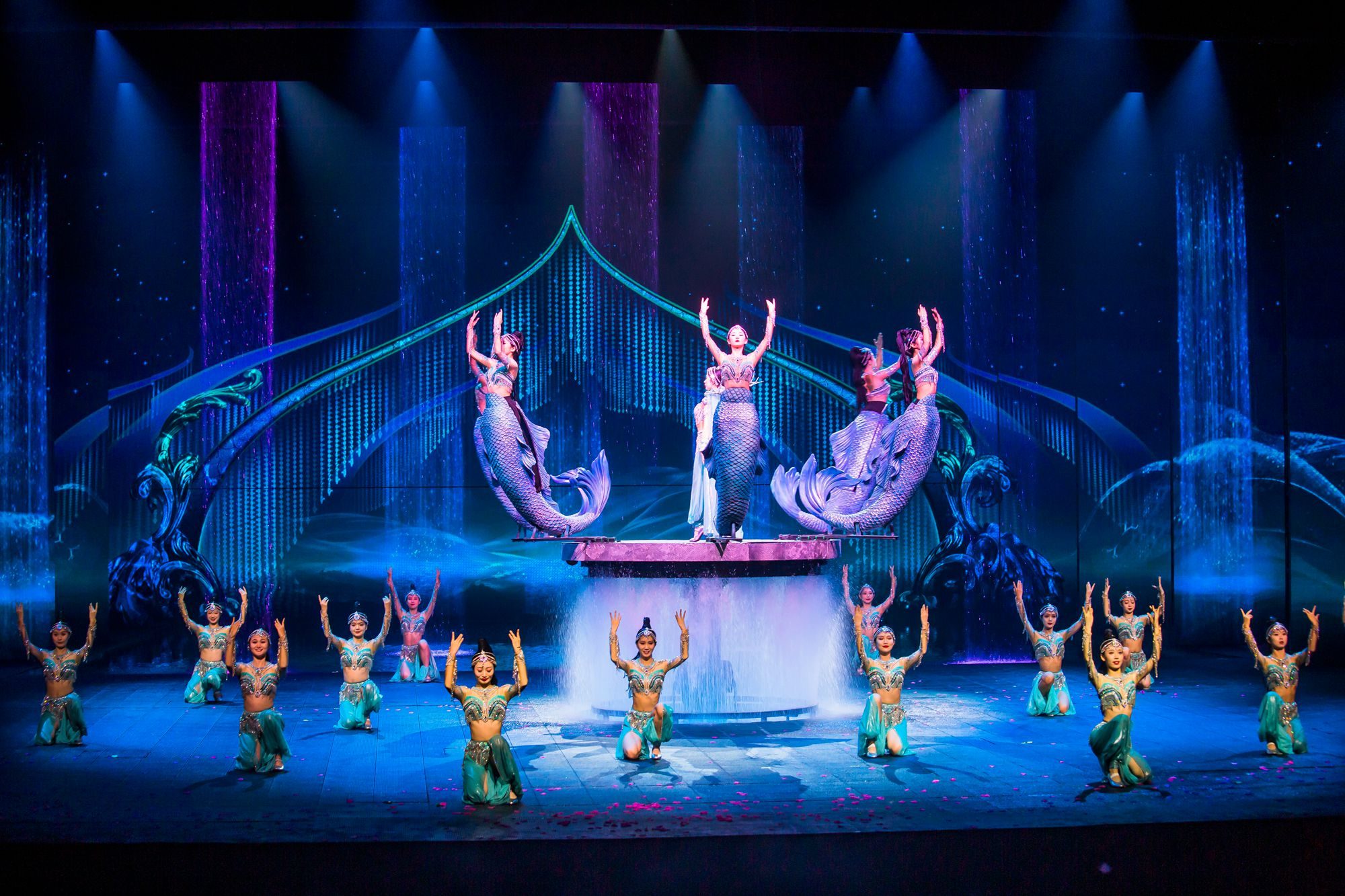 上海千古情,全新演绎震撼来袭,精彩别错过,带你玩转这个夏天