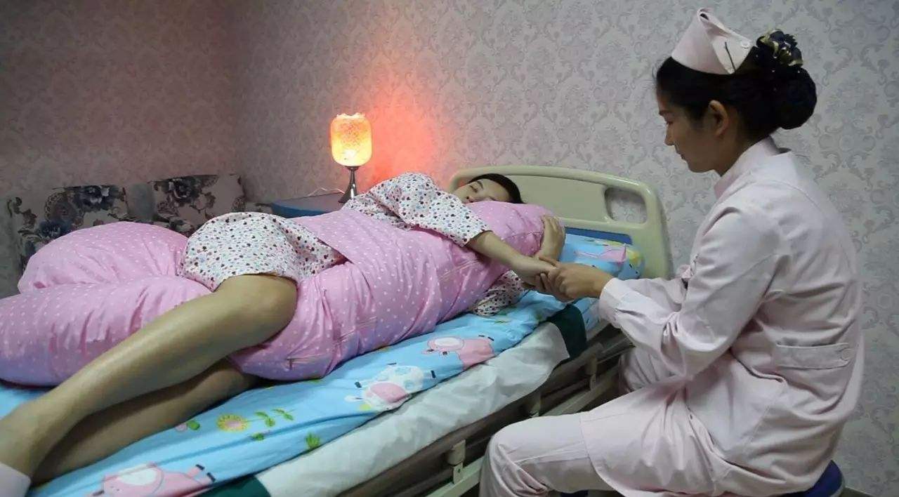 死后分娩孕妇图片