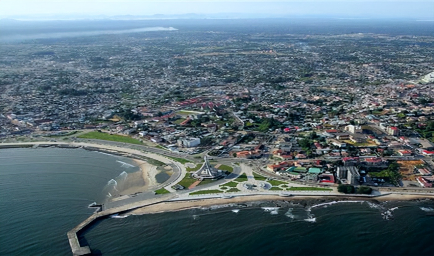 赤道几内亚用14年,人均gdp从210美元增到22900美元,为何却很穷