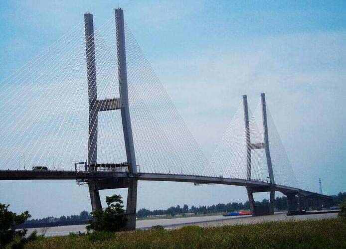 铜陵长江大桥,芜湖长江三桥……美景还得在桥上看