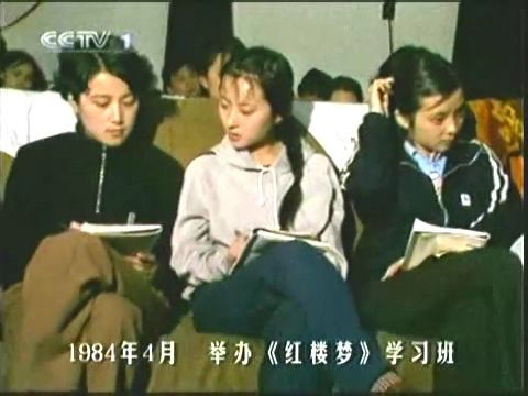 张莉说,陈晓旭长得很特别,没人和她雷同,这些照片是最好的证明