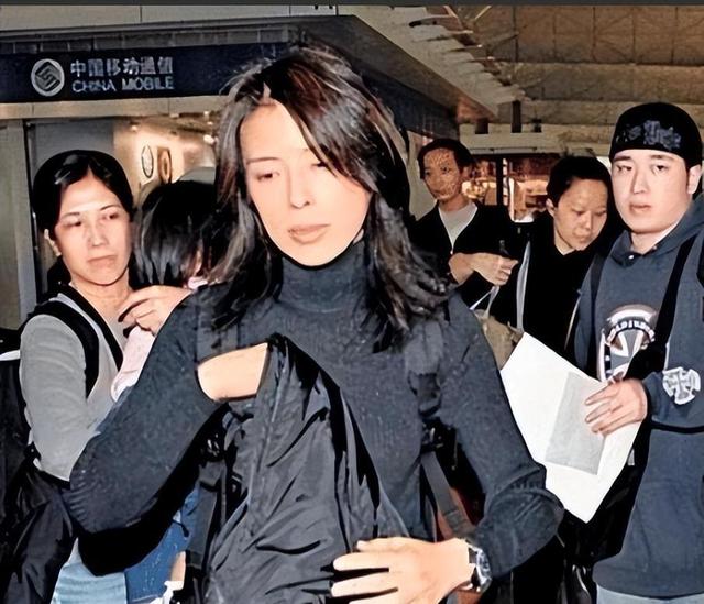 世上老婆千千万,最怕罗美薇这种!4年败光20亿,张学友卖命还债