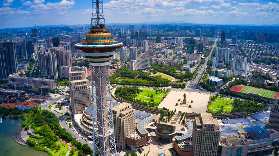 株洲神农城,半城山水半城湖