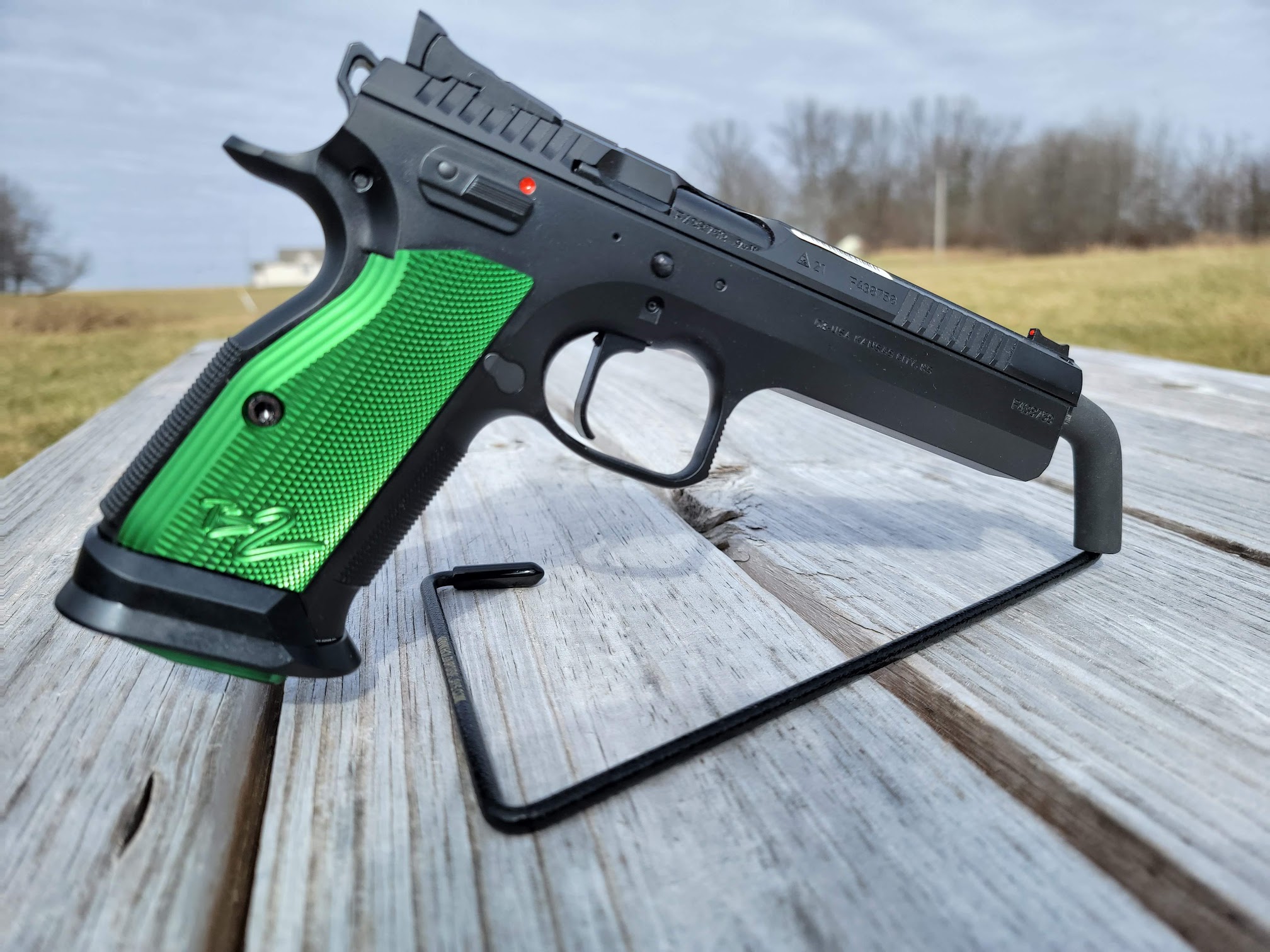 cz ts 2 racing green:ipsc竞技手枪