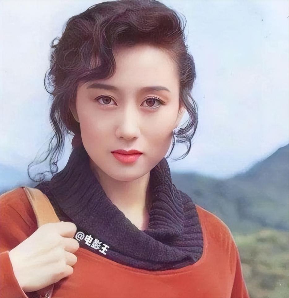 利智:被李连杰宠爱34年,风光背后都是眼泪