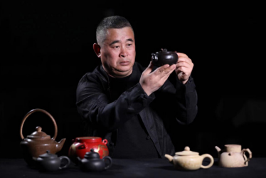 典型在身边|国家级非物质文化遗产平定砂器制作技艺传承人张宏亮:守正