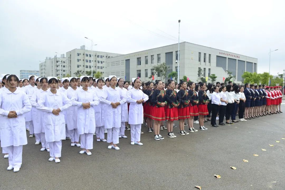 开远技师学院图片