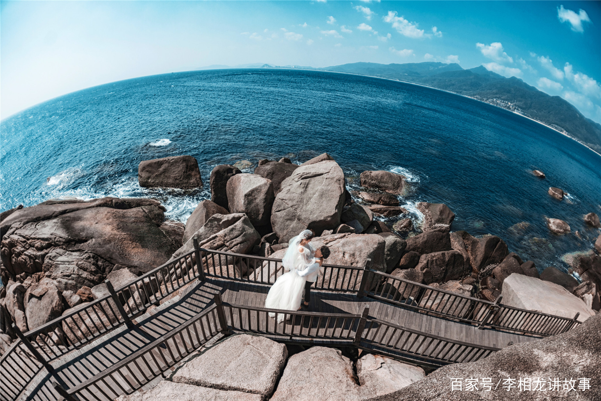 三亚适合穿什么衣服好看 三亚适合穿什么衣服(已更新)-第1张图片-潮百科