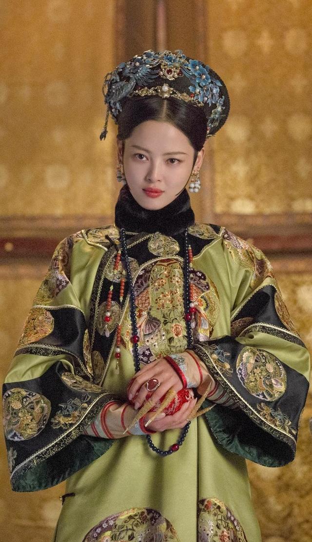 如懿传嘉妃和纯妃头饰欣赏