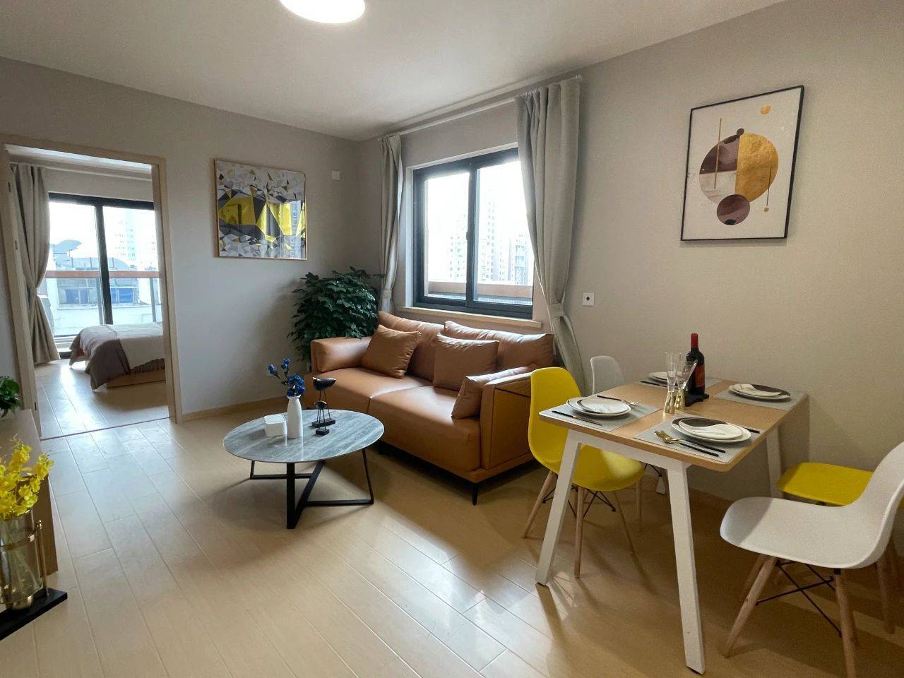 国研中心专家:缓解住房难,直接发钱不如发"租房券"